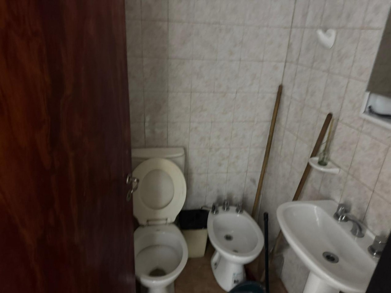 Alquilo Local Comercial Exelente Ubicacion  con aire aconcdicionado