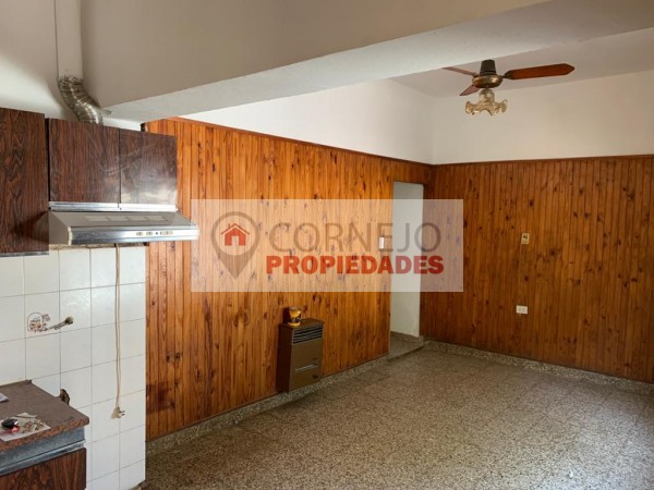 VENDO CASA  Y DEPARTAMENTO EN BARRIO  LOS PLATANOS