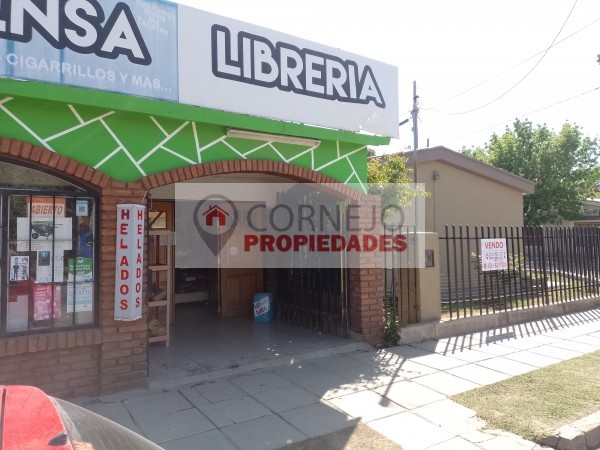 VENDO CASA Y LOCA EN BARRIO LOS BOULEVARES