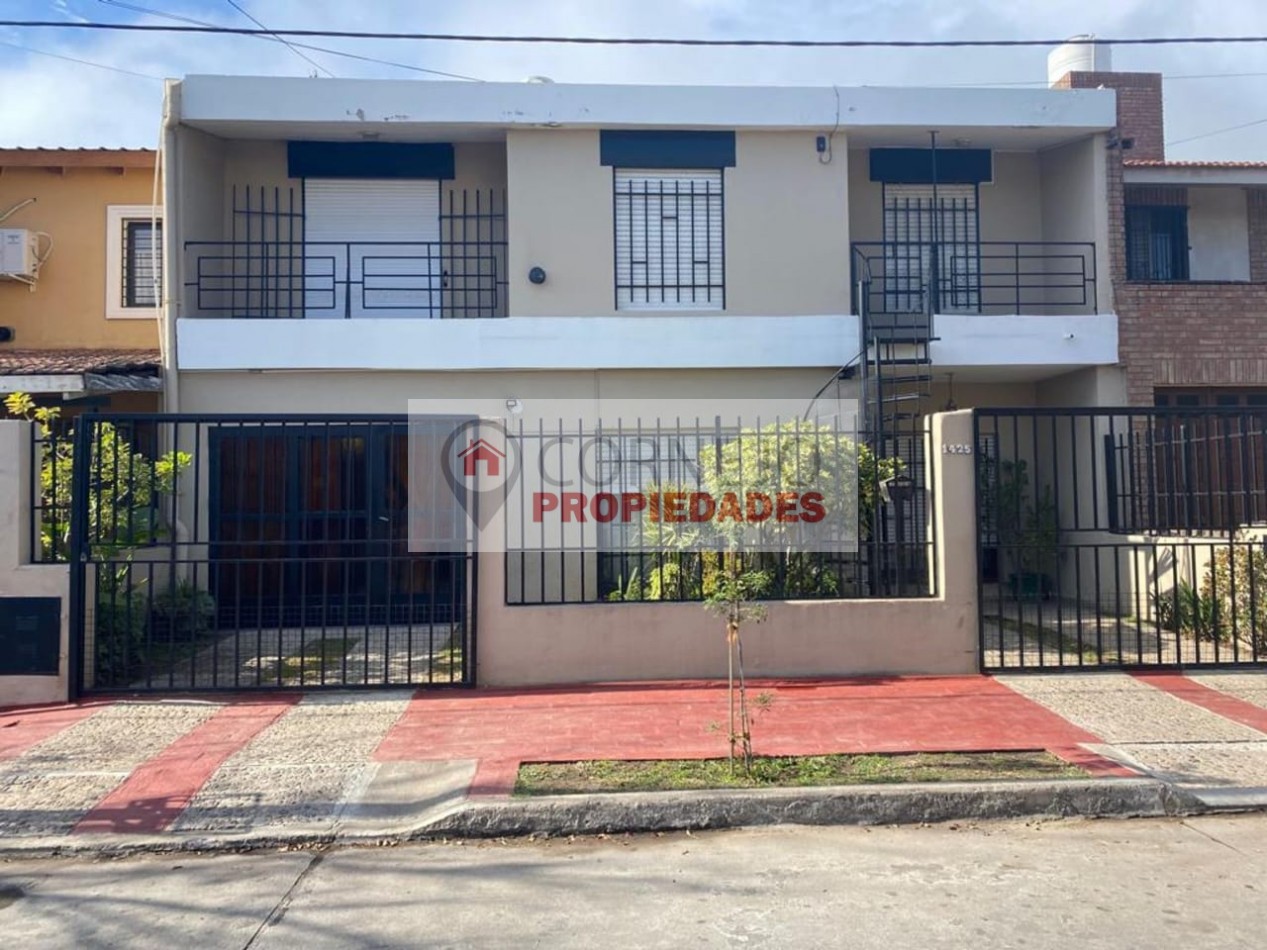 SE VENDE CASA Y DEPARTAMENTO EN BARRIO CAROLA LORENZINI