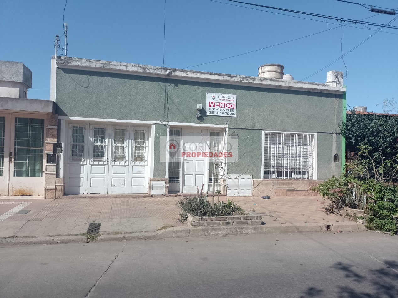 VENDO CASA Y DEPARTAMENTO EN BARRIO YAPEYU