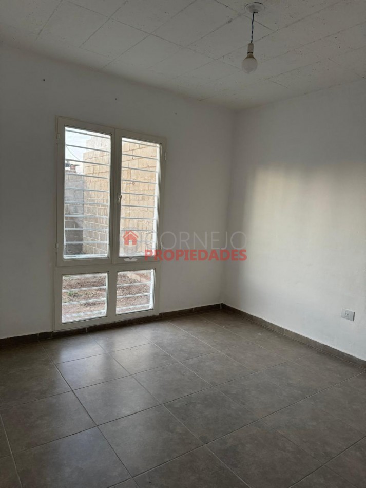 Se Alquila casa  en Barrio Universitario de Horizonte II