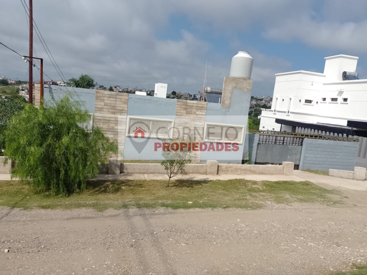 Complejo de 3 Departamentos con Pileta en San Nicolas. Cordoba