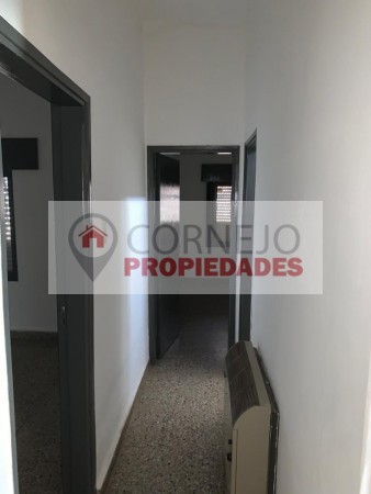 VENDO CASA  Y DEPARTAMENTO EN BARRIO  LOS PLATANOS