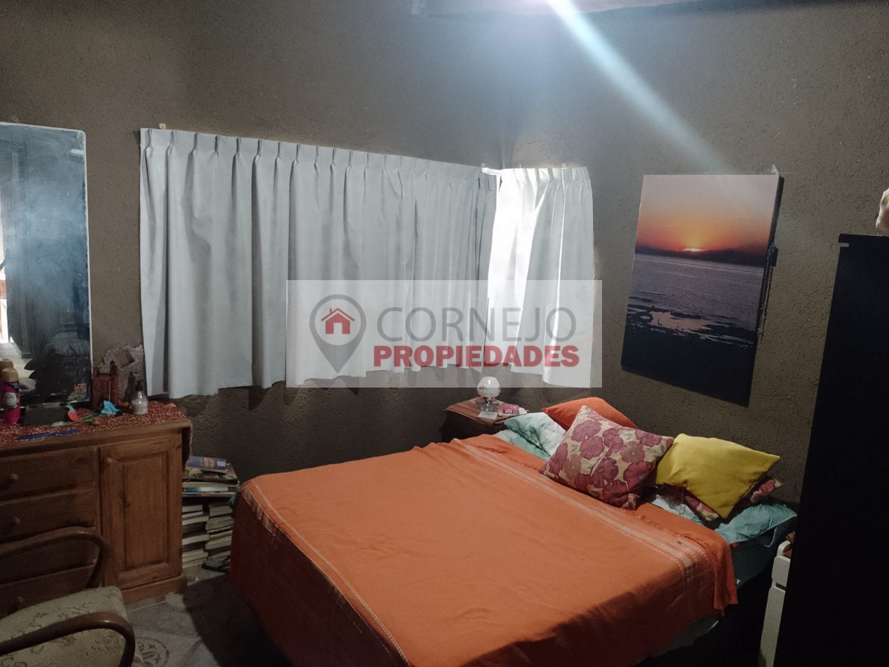 Complejo de 3 Departamentos con Pileta en San Nicolas. Cordoba